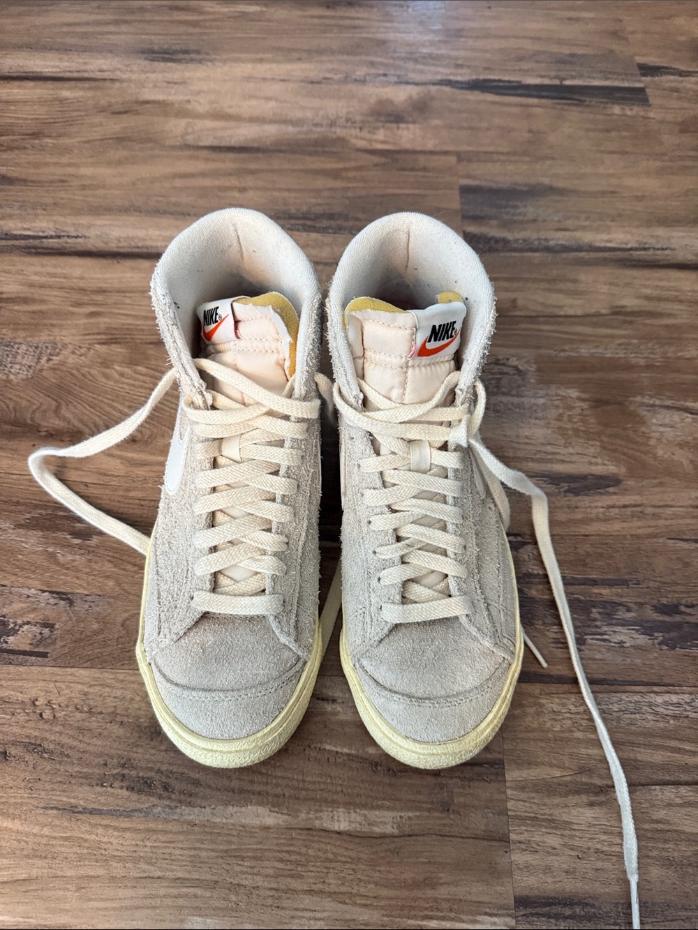 Nike blazer mid 77 Sneakers in bone